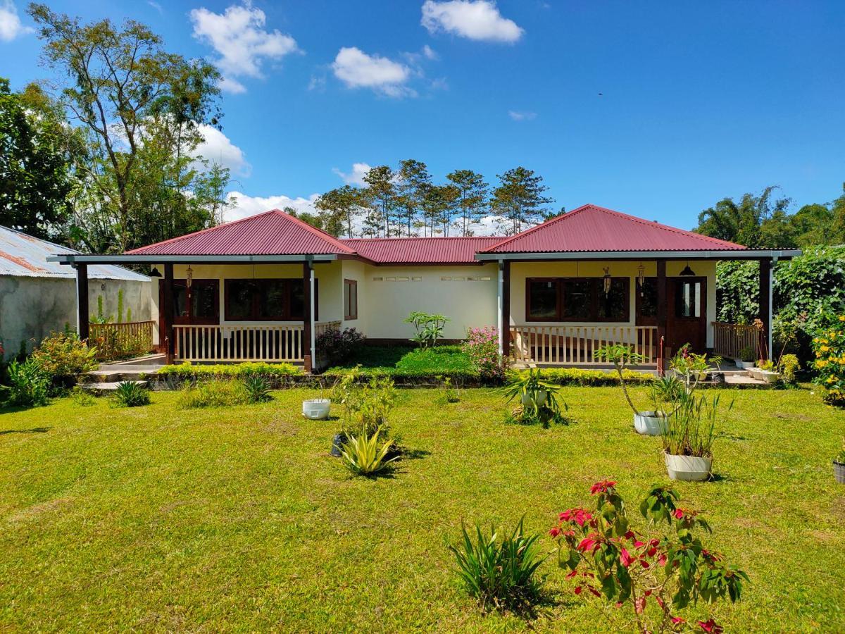 Ilasan Cottage. Tomohon Εξωτερικό φωτογραφία